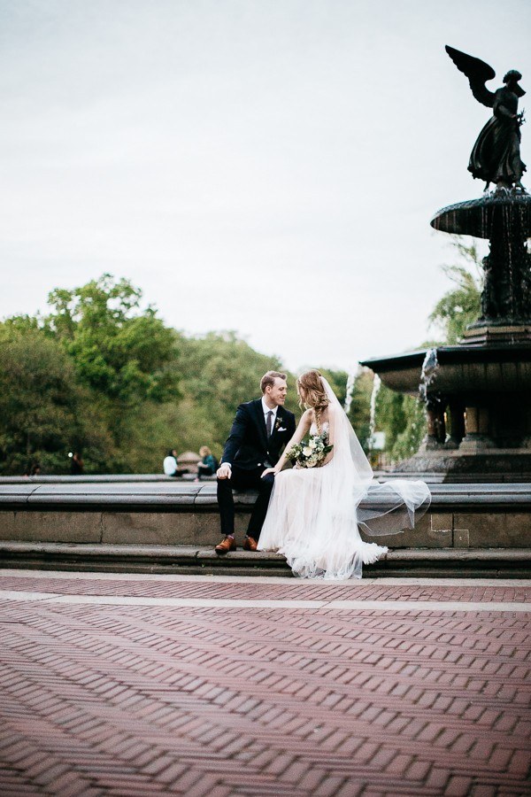 from-the-brooklyn-bridge-to-central-park-this-nyc-elopement-took-our-breath-away-25