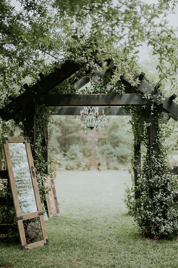 rustic-garden-inspired-wedding-at-southern-lea-farms-5