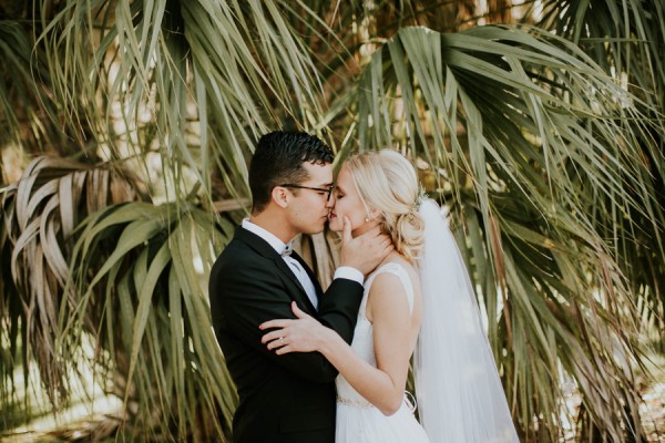 this-sarasota-wedding-at-the-devyn-perfectly-nails-relaxed-elegance-12