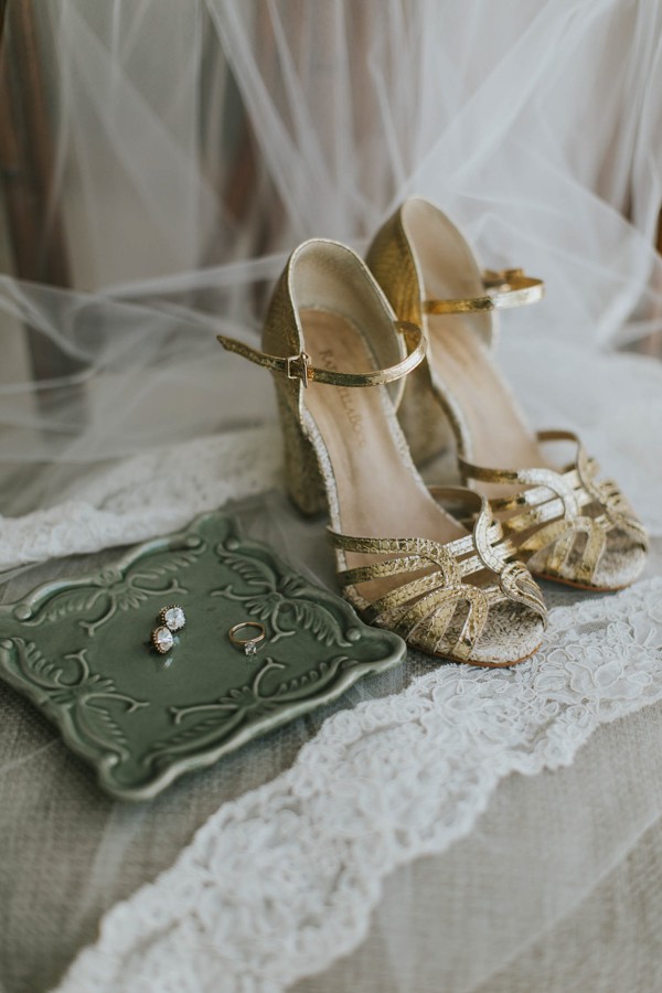 this-sarasota-wedding-at-the-devyn-perfectly-nails-relaxed-elegance-31