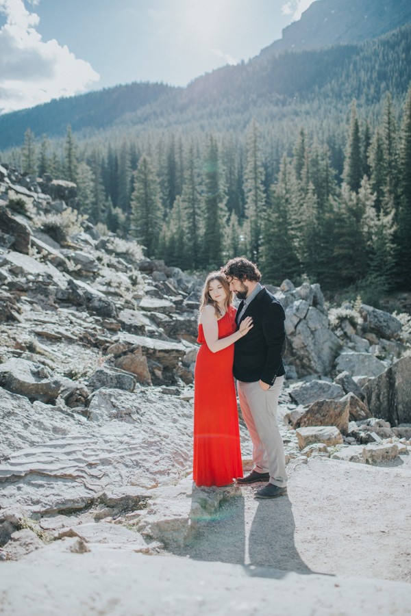 this-well-dressed-couple-in-their-banff-engagement-is-pure-eye-candy-21