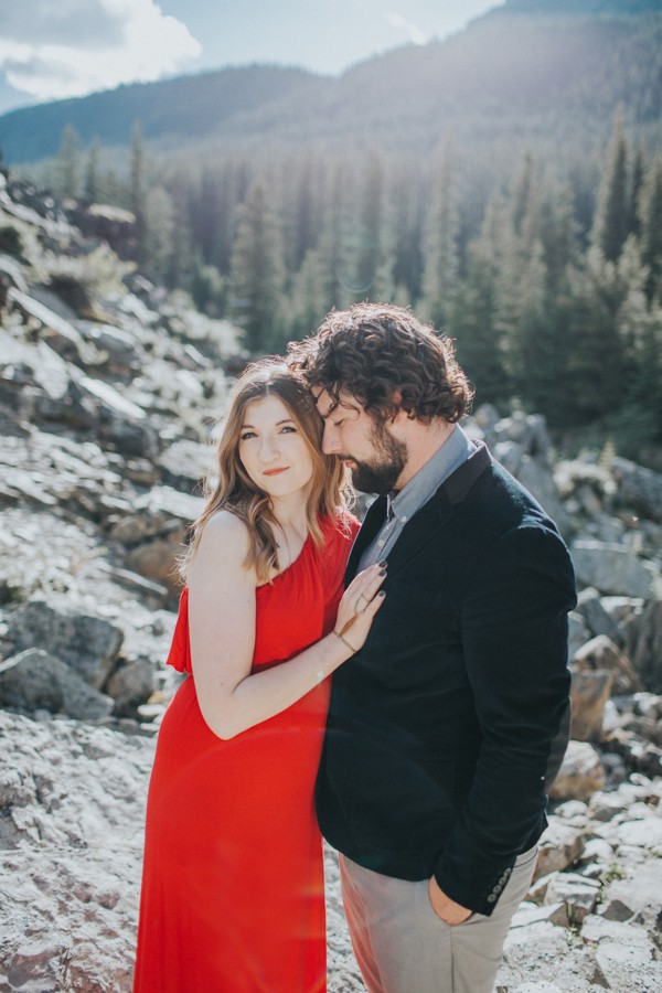 this-well-dressed-couple-in-their-banff-engagement-is-pure-eye-candy-22