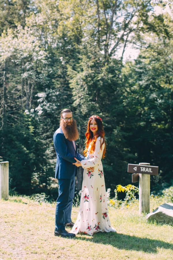 whimsical-glam-londonderry-vermont-wedding-in-the-woods-6