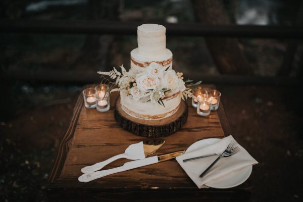 44-guests-celebrated-in-an-organic-candlelit-wedding-at-lauberge-de-sedona-38