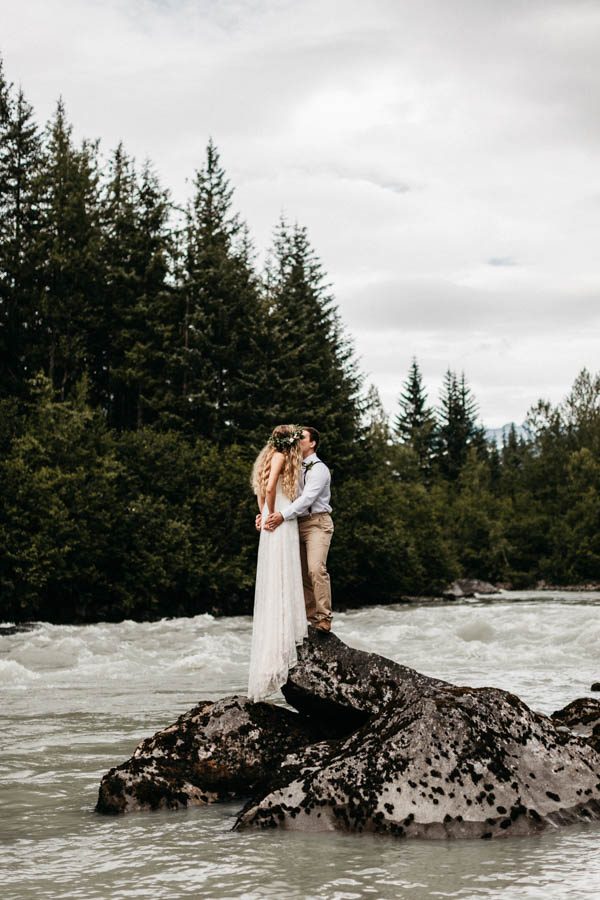 Magical Mendenhall Glacier Wedding with Waterfalls and Wildflowers Joel Allegretto-16