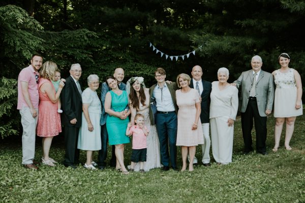 a-folksy-ohio-wedding-at-grandma-and-grandpas-house-12