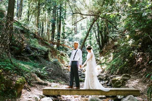 earthy-california-forest-wedding-at-saratoga-springs-10