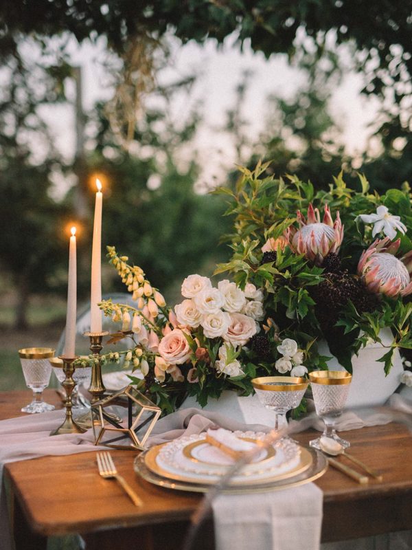 find-your-geometric-wedding-inspiration-in-this-candlelit-elopement-26