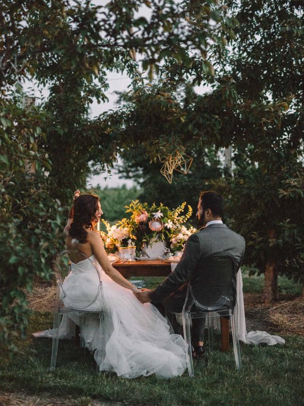 find-your-geometric-wedding-inspiration-in-this-candlelit-elopement-29