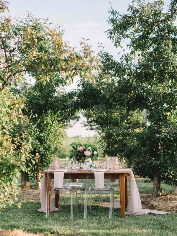 find-your-geometric-wedding-inspiration-in-this-candlelit-elopement-5