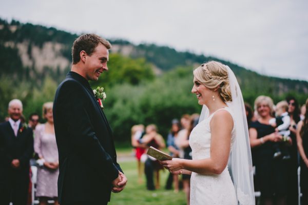 find-your-rustic-diy-inspiration-in-this-kelowna-mountain-wedding-16