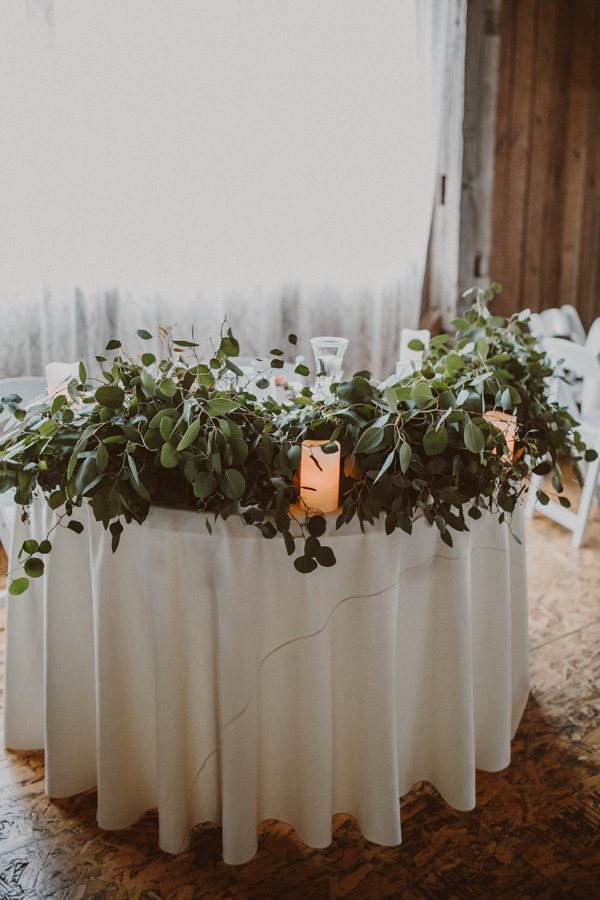 this-ohio-wedding-proves-that-combining-your-favorite-things-can-be-incredibly-chic-27