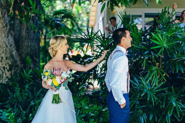 this-olowalu-plantation-house-wedding-marries-hawaiian-tradition-and-new-england-charm-8