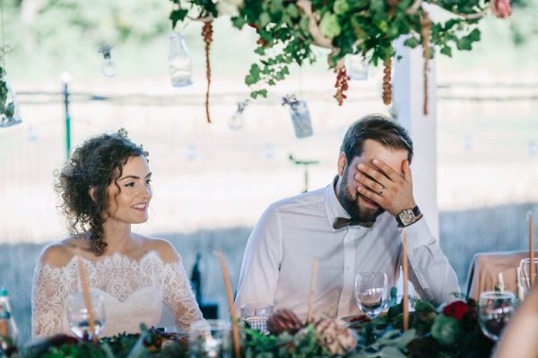 this-romanian-wedding-has-all-the-autumn-decor-inspiration-you-need-32