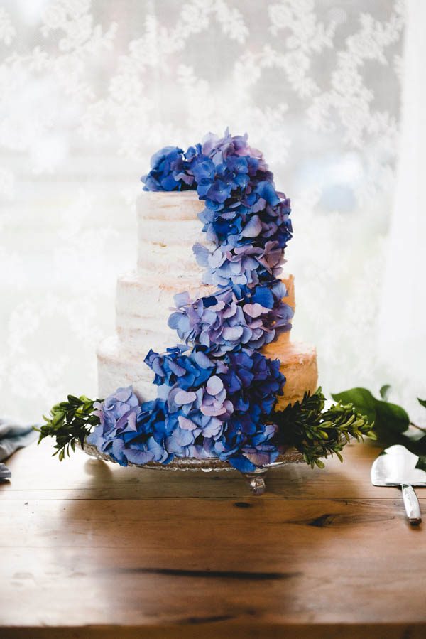 cozy-diy-british-columbia-wedding-in-shades-of-blue-bake-photography-8