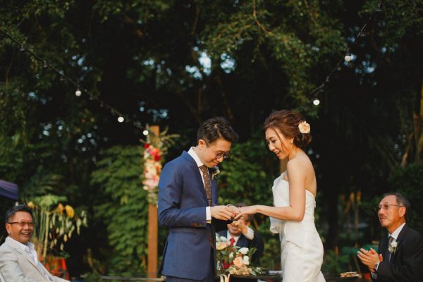 This Outdoor Singapore Wedding is Filled with Modern Elegance Ksana-23