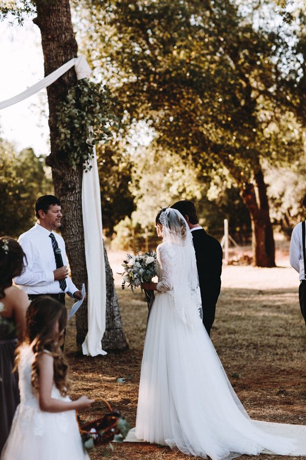 heartfelt-wedding-at-home-in-the-california-countryside-20