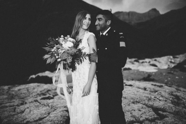 jaw-dropping-stormy-anniversary-shoot-mount-crandell-12