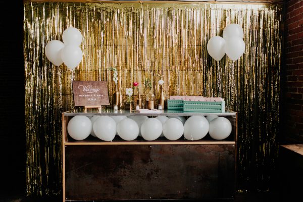this-quirky-graphic-designer-wedding-is-styled-to-the-nines-14