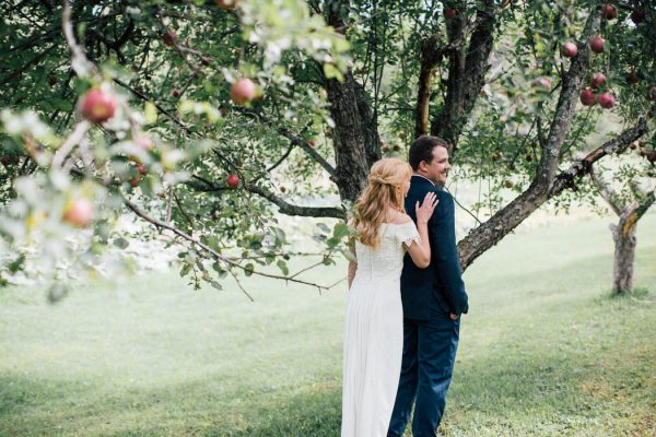 this-michigan-orchard-wedding-at-belsolda-farm-is-quintessentially-autumn-vafa-photography-53