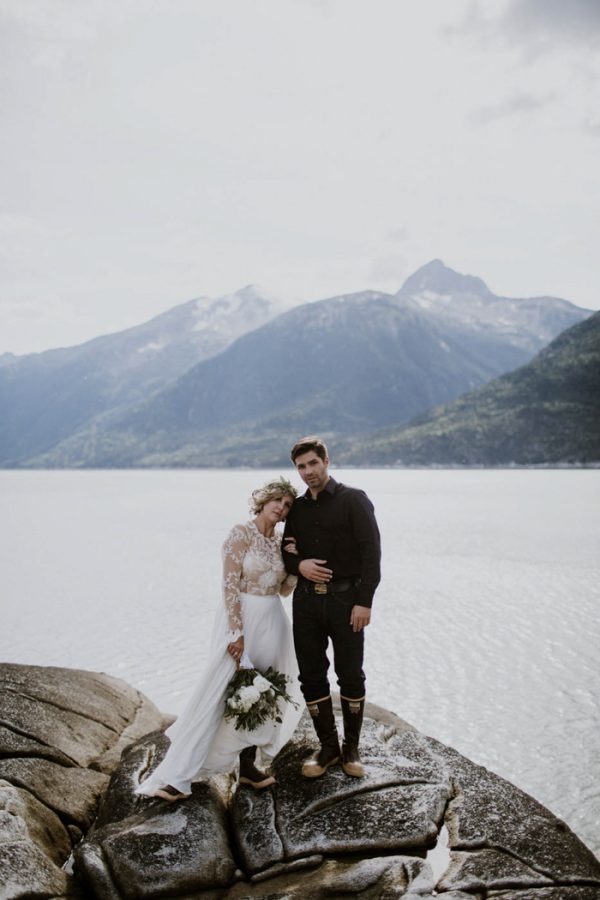 Cozy Alaska Wedding at The Historic Skagway Inn