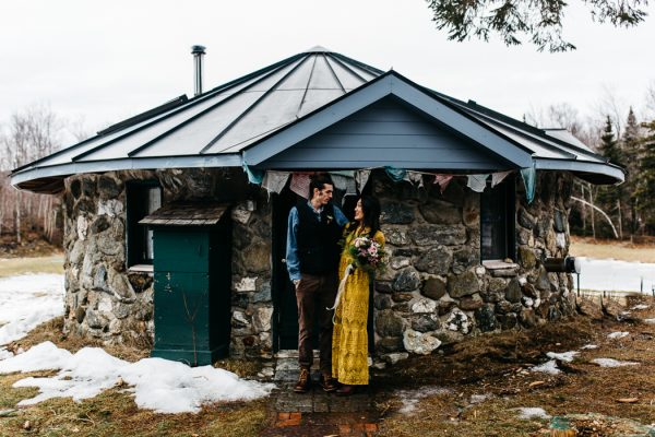 cozy-alternative-fall-wedding-inspiration-in-snowy-vermont-14