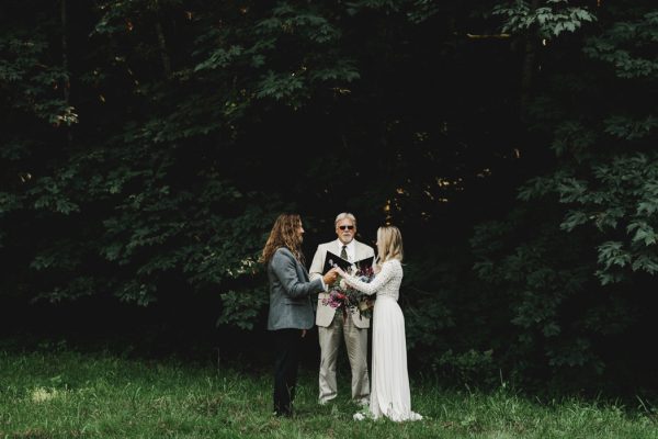 stylish-and-secluded-olympic-national-park-elopement-1