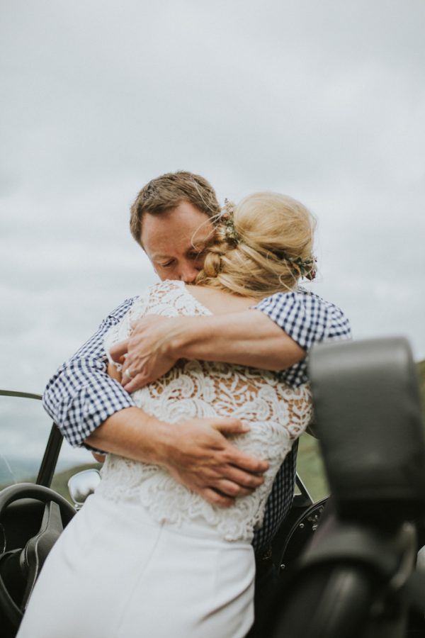 these-newlyweds-took-a-romantic-drive-through-moel-famau-24-hours-after-saying-i-do-25