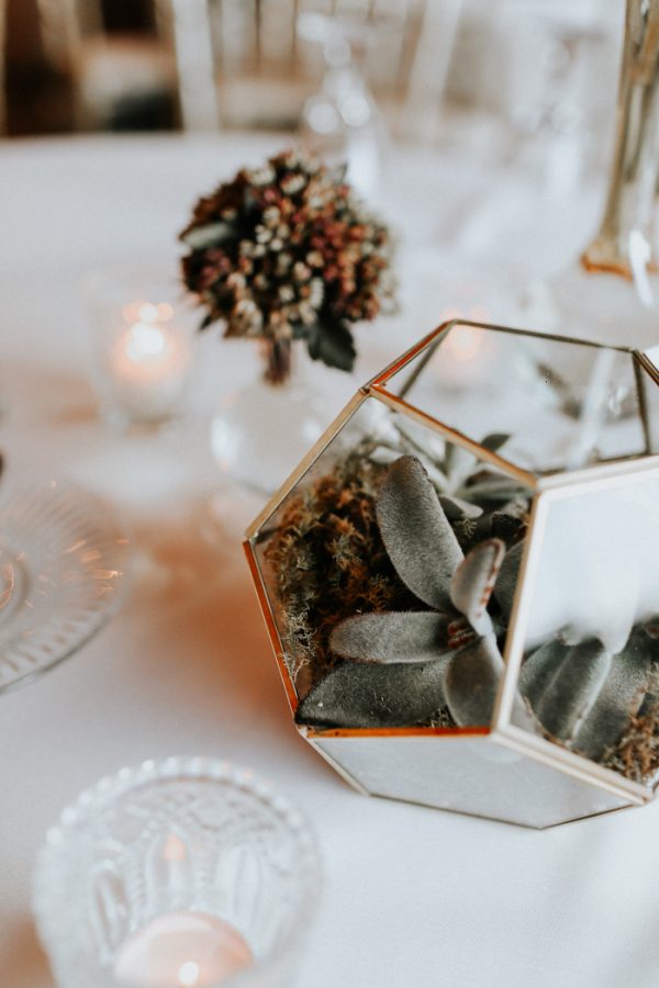 this-fall-wedding-at-southwind-hills-seamlessly-blends-bold-and-soft-styles-34