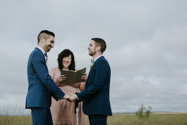 this-gorgeous-marfa-wedding-captures-the-magic-of-west-texas-31