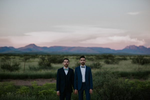 this-gorgeous-marfa-wedding-captures-the-magic-of-west-texas-8
