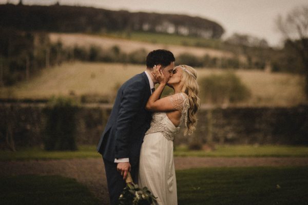 an-irish-wedding-at-tankardstown-house-with-boho-elegance-and-an-anna-campbell-gown-tomasz-kornas-27