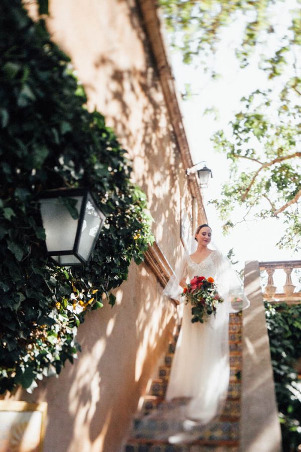 creative-sedona-wedding-in-the-tlaquepaque-arts-and-crafts-village-jane-in-the-woods-69