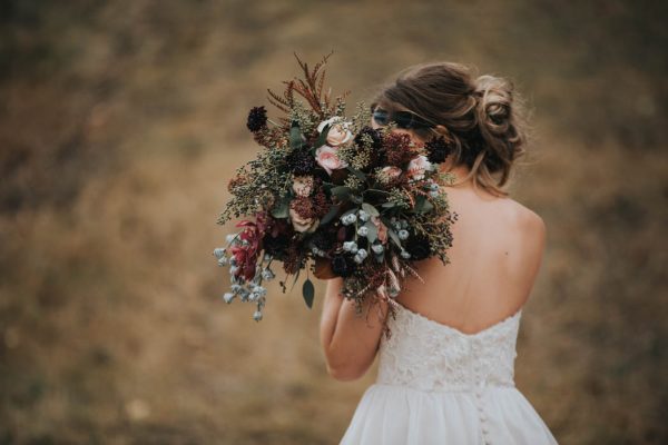 get-your-moody-color-palette-inspiration-from-this-late-fall-wedding-shoot-lindsay-nickel-photography-33