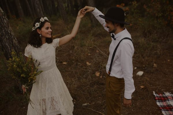 rural-spanish-elopement-in-the-woods-oscar-castro-26