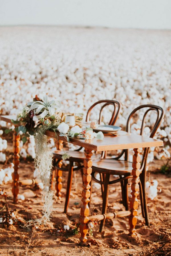 this-alternative-elopement-inspiration-in-a-cotton-field-is-perfect-for-fall-emily-nicole-photo-17