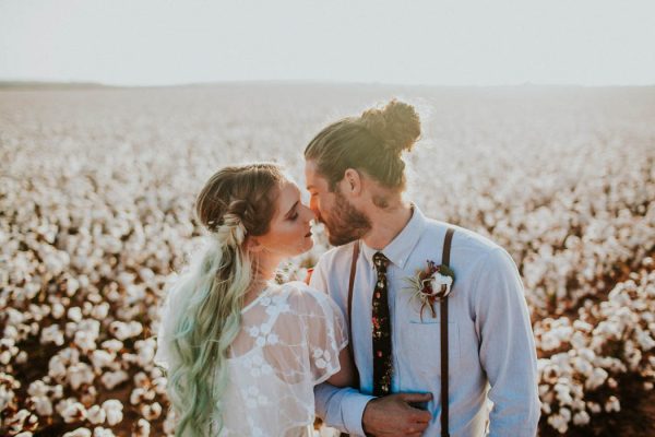 this-alternative-elopement-inspiration-in-a-cotton-field-is-perfect-for-fall-emily-nicole-photo-8
