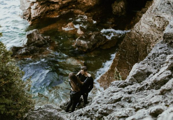 this-blogger-couple-celebrated-their-engagement-in-bruce-peninsula-national-park-inna-yasinska-photography-7