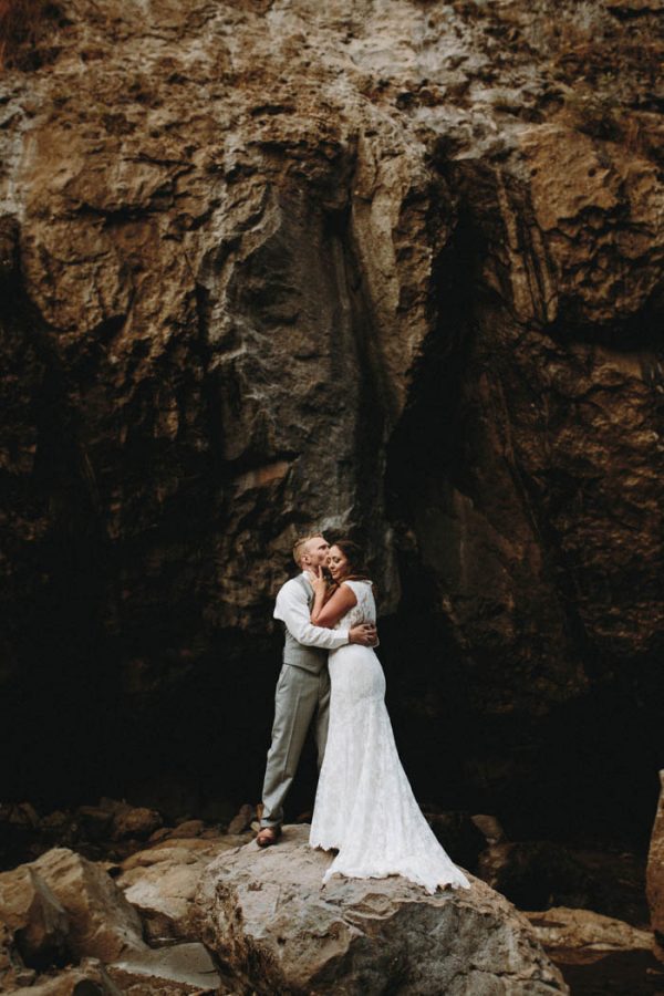 travel-inspired-wedding-in-the-woods-of-north-bend-wa-anni-graham-photography-11