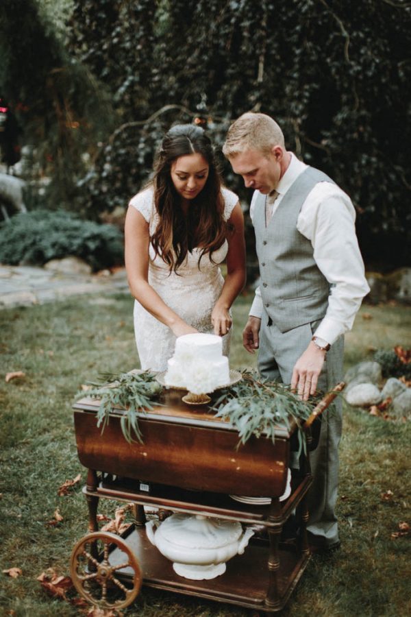 travel-inspired-wedding-in-the-woods-of-north-bend-wa-anni-graham-photography-5