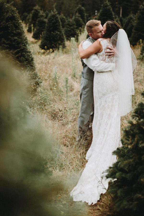 travel-inspired-wedding-in-the-woods-of-north-bend-wa-anni-graham-photography-74