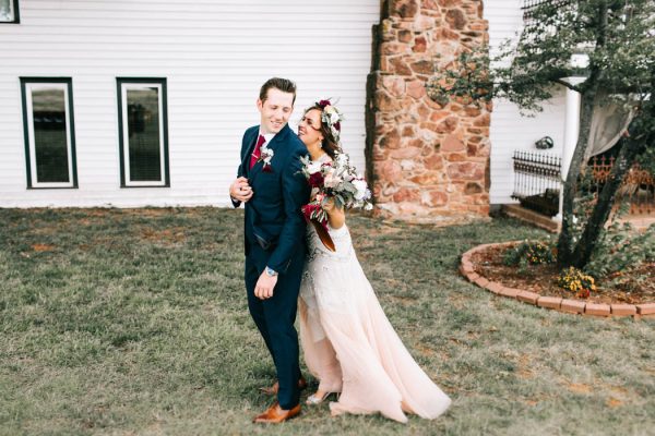 two-old-souls-tied-the-knot-in-a-vintage-wedding-at-the-barn-at-the-woods-sarah-libby-photography-12