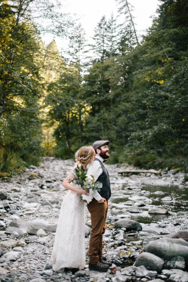 whimsical-and-heartfelt-wahclella-falls-elopement-abby-tohline-photography-co-10