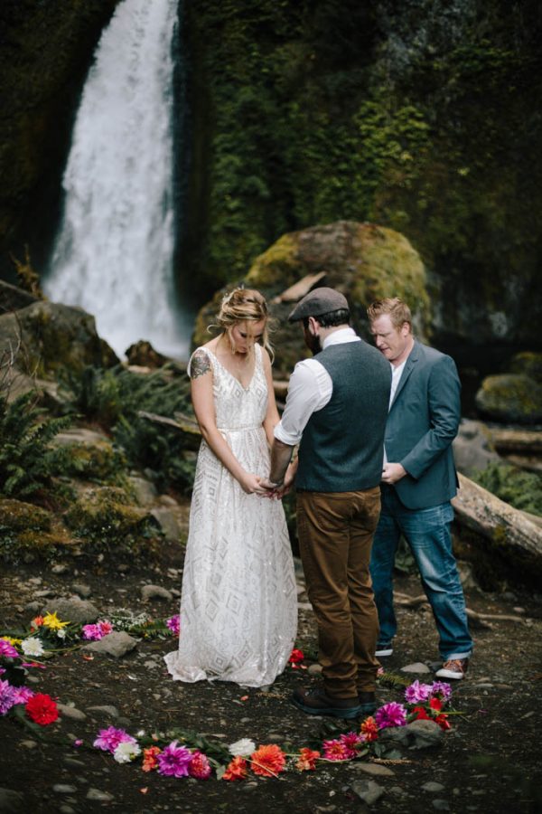 whimsical-and-heartfelt-wahclella-falls-elopement-abby-tohline-photography-co-22
