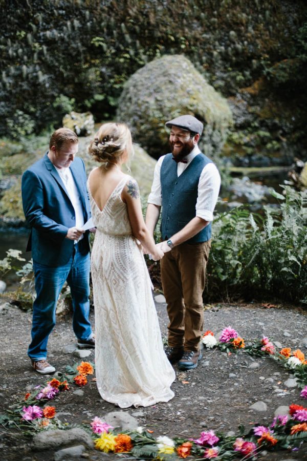whimsical-and-heartfelt-wahclella-falls-elopement-abby-tohline-photography-co-23