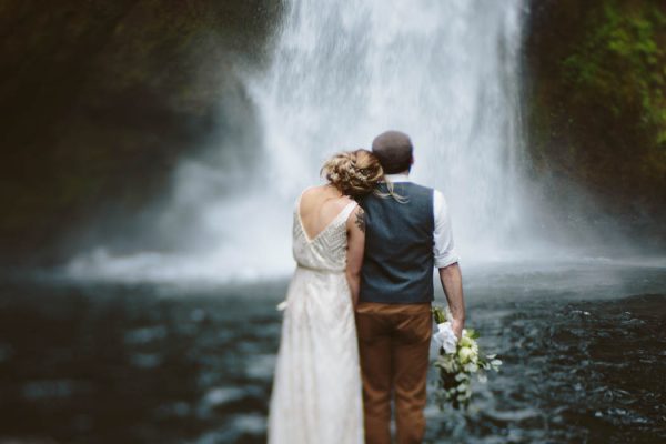 whimsical-and-heartfelt-wahclella-falls-elopement-abby-tohline-photography-co-31