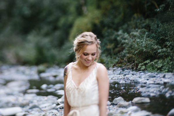whimsical-and-heartfelt-wahclella-falls-elopement-abby-tohline-photography-co-4