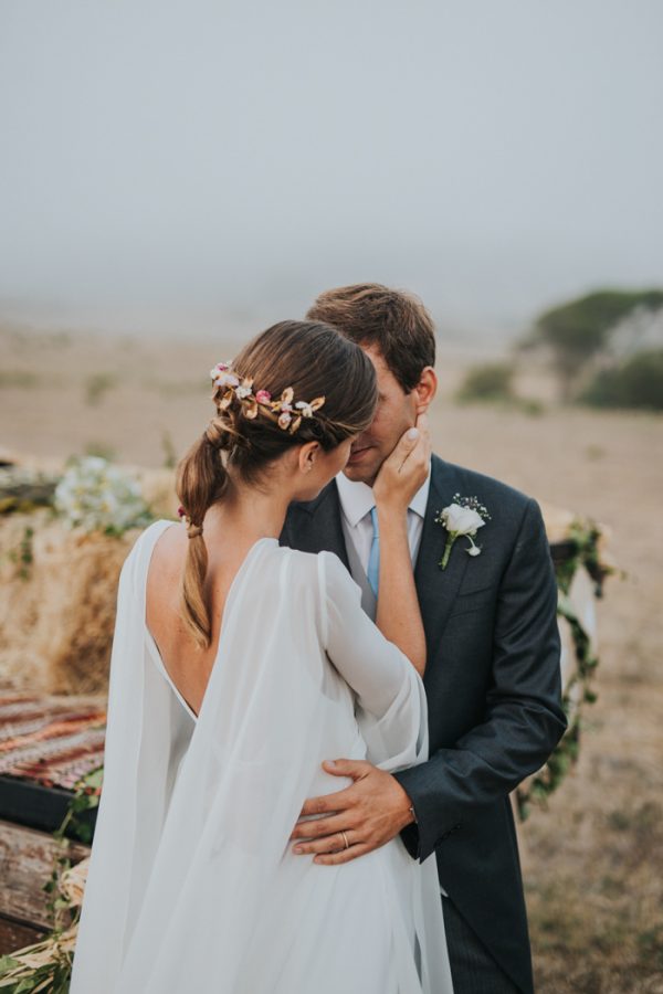 effortlessly-beautiful-portuguese-wedding-at-home-7