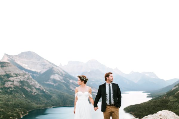 ntimate-mountaintop-wedding-inspiration-at-waterton-lakes-national-park-8