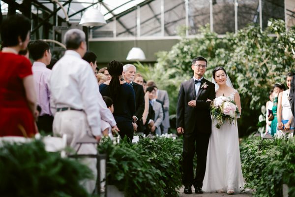 overwhelmingly-lush-michigan-wedding-at-the-planterra-conservatory-29